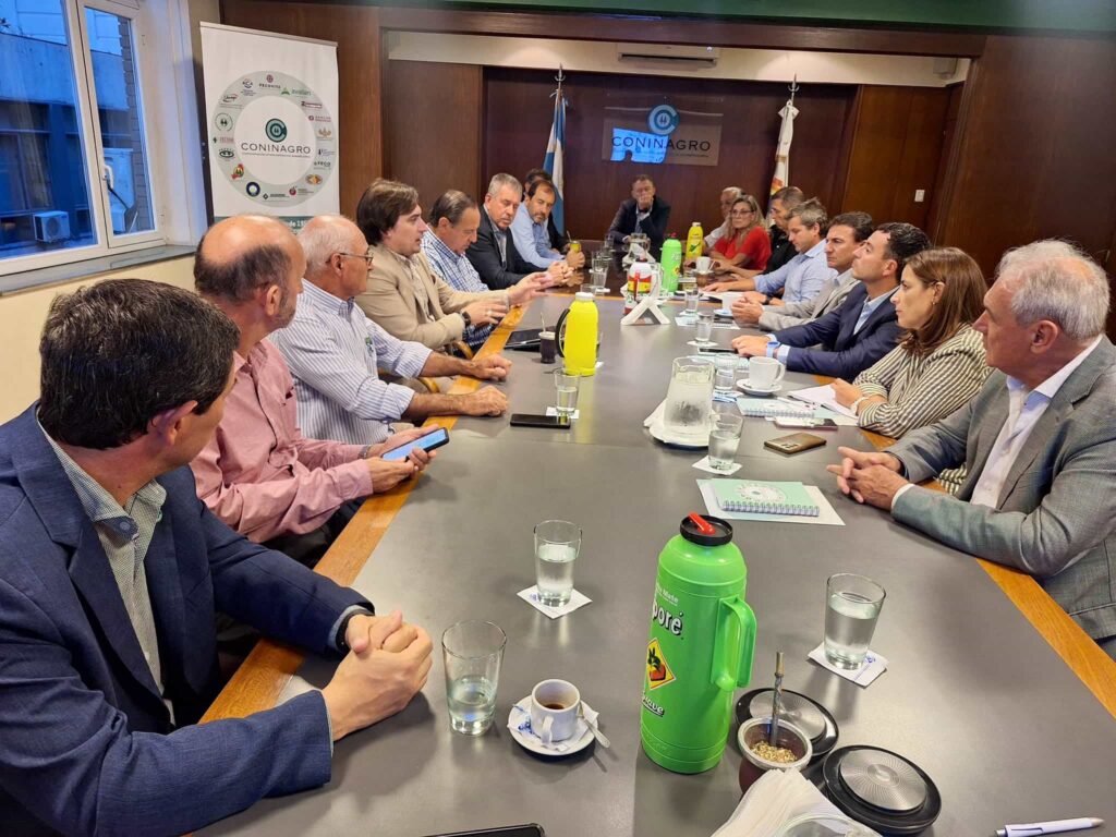 Reunión con representantes de CONINAGRO nacional