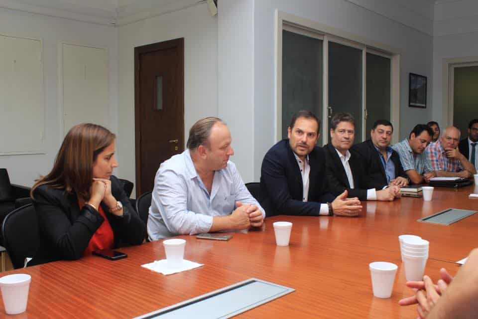Reunión junto a intendentes cordobeses con el Secretario de Obras Públicas de la Nación
