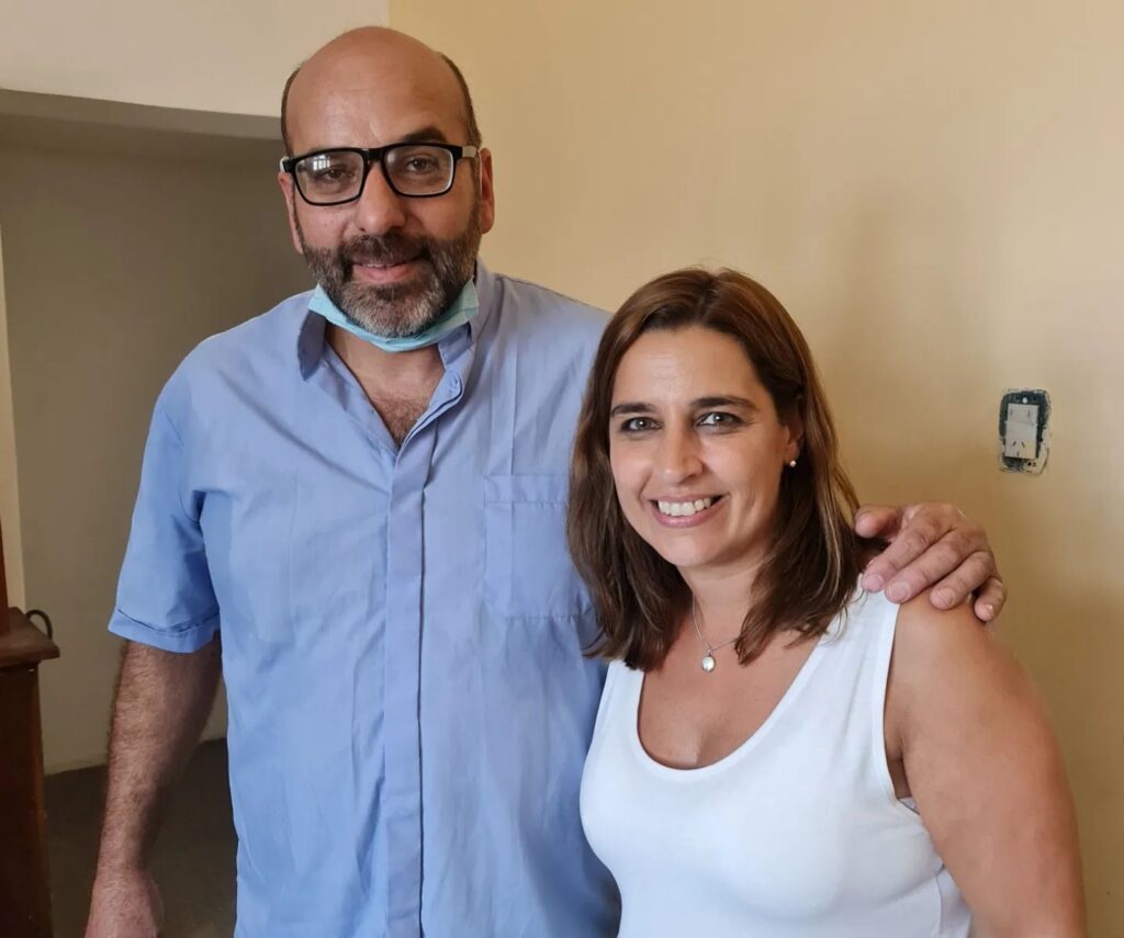Visita al Cura Mariano Oberlin en Barrio Müller de la ciudad de Córdoba Capital