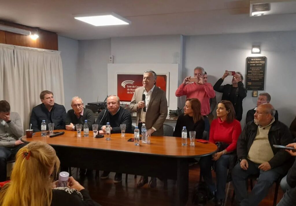 Visita junto a Alfredo Cornejo al Ente de Municipios y Comunas radicales de la provincia de Córdoba